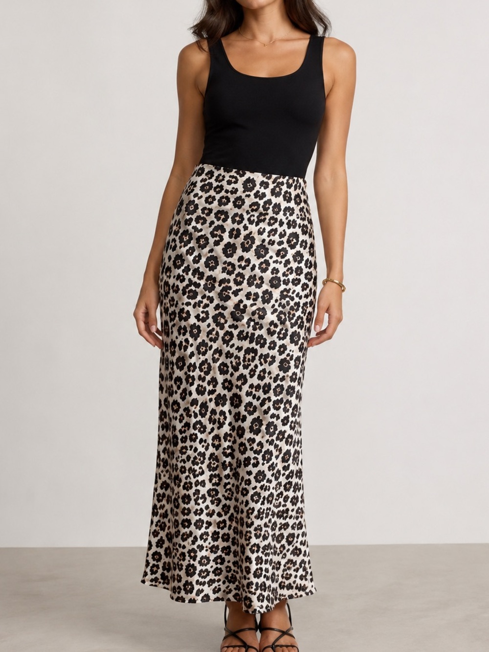 Sincerely Jules black and tan animal print skirt large